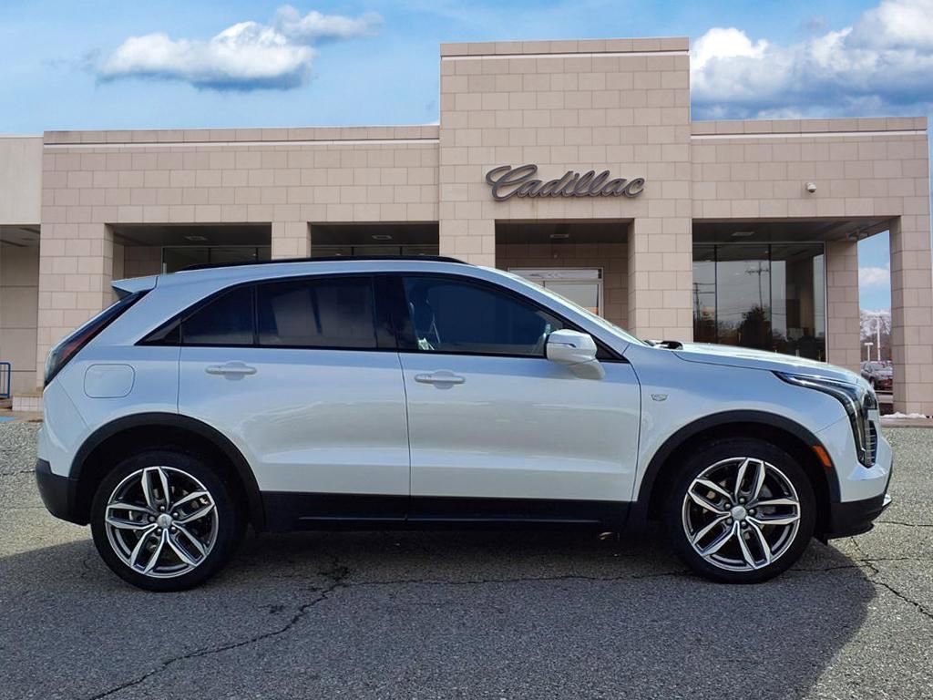 Used 2023 Cadillac XT4 Sport w/ Cold Weather Package image 4