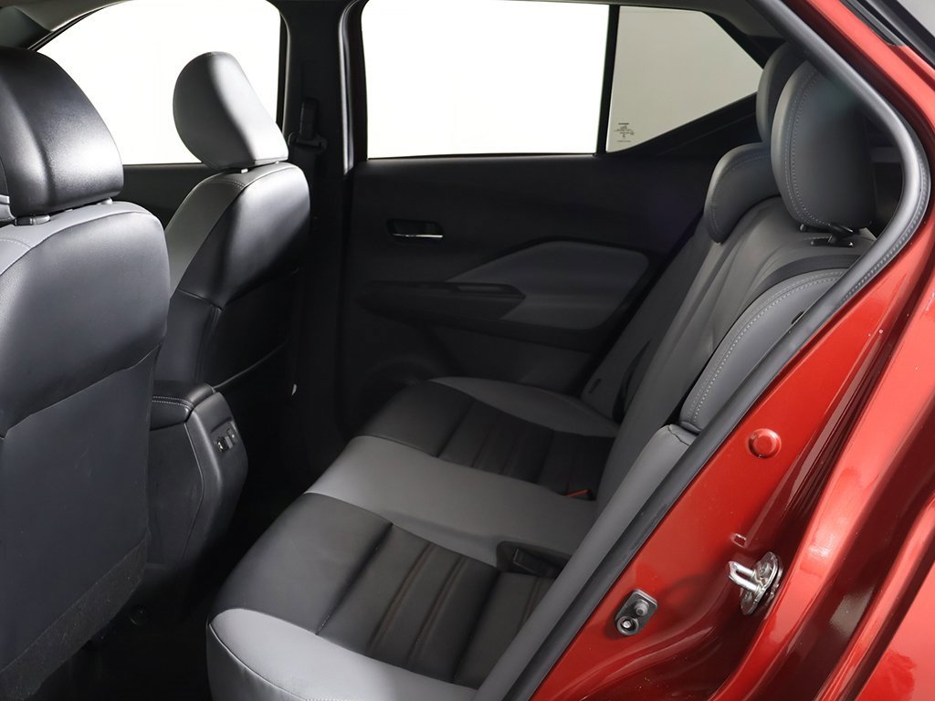 Used 2023 Nissan Kicks SR w/ SR Premium Package image 28