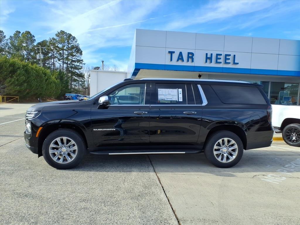 New 2026 Chevrolet Suburban Premier image 2