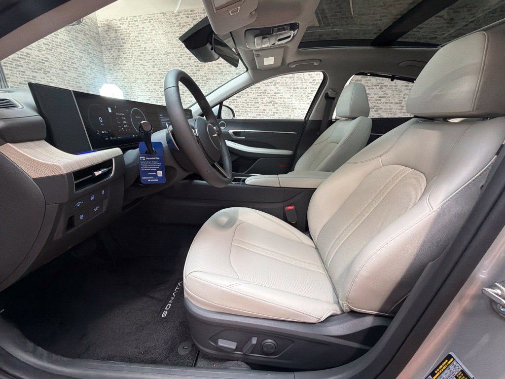 New 2026 Hyundai Sonata Limited FWD image 29