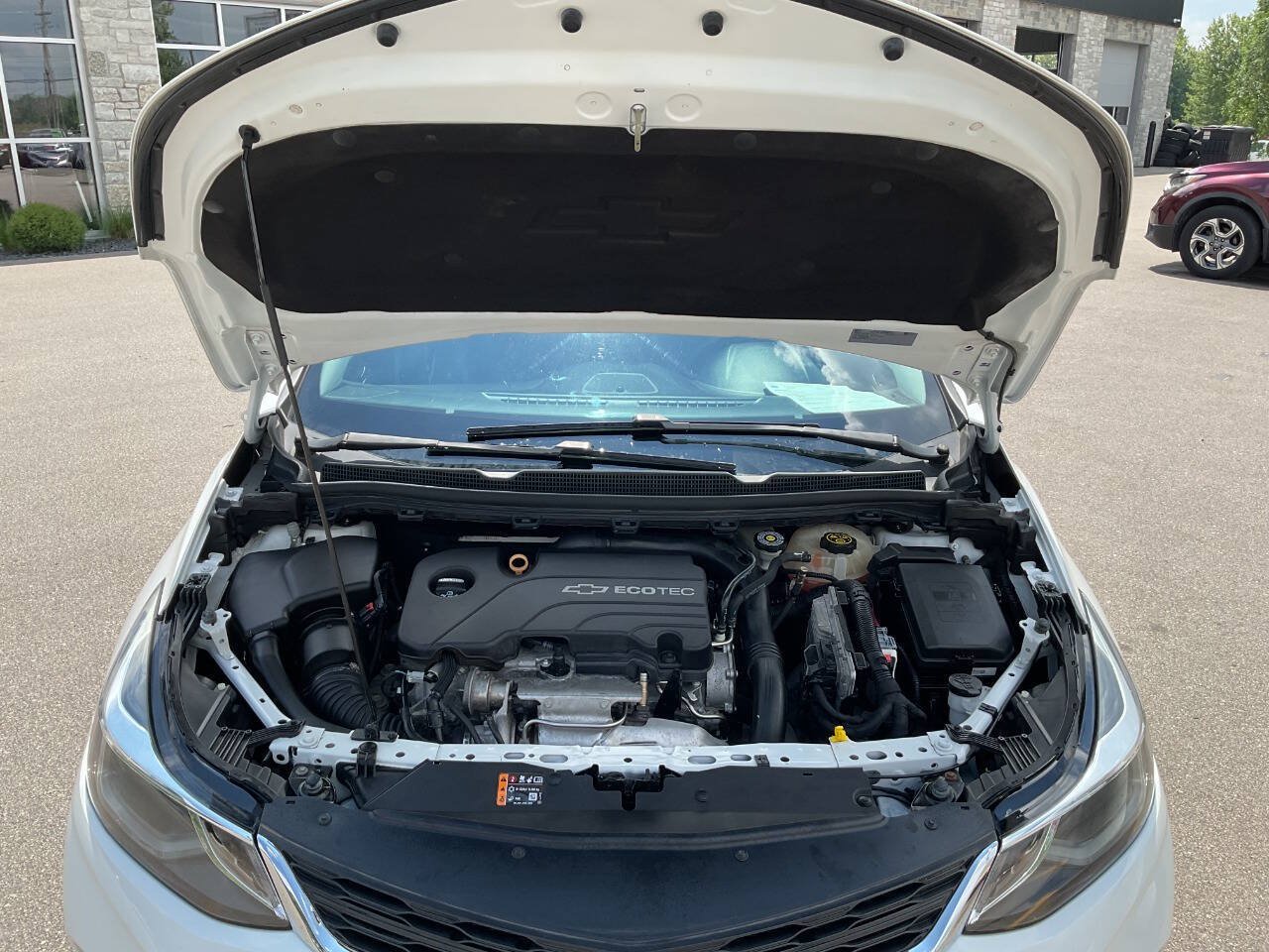 Used 2017 Chevrolet Cruze LT w/ Convenience Package FWD image 44