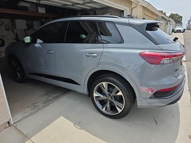 Used 2023 Audi Q4 e-tron Premium Plus AWD/4WD image 4