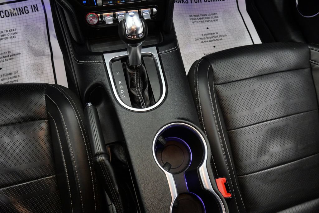 Used 2022 Ford Mustang GT Premium w/ GT Performance Package RWD image 29