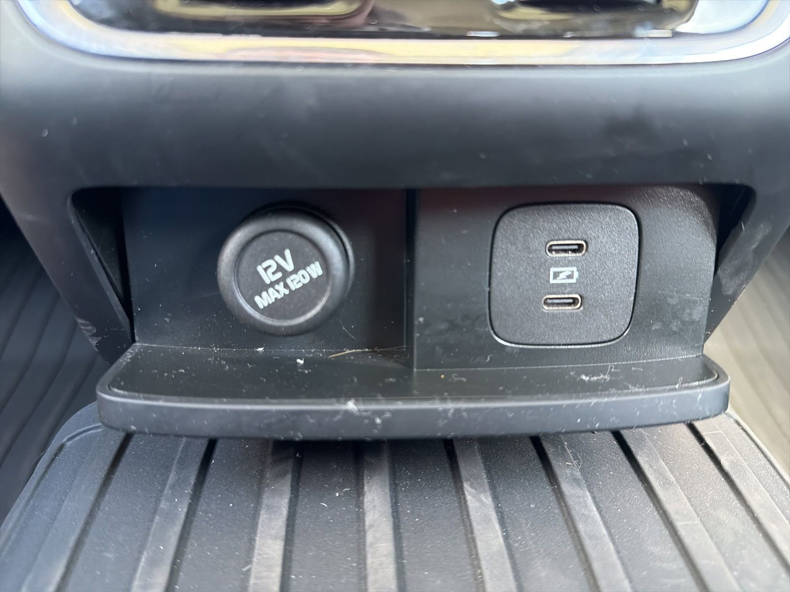 Certified 2025 Volvo S90 B6 Plus w/ Protection Package Premier image 71