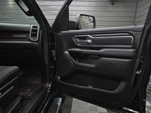 Used 2025 RAM 1500 Big Horn AWD/4WD image 34
