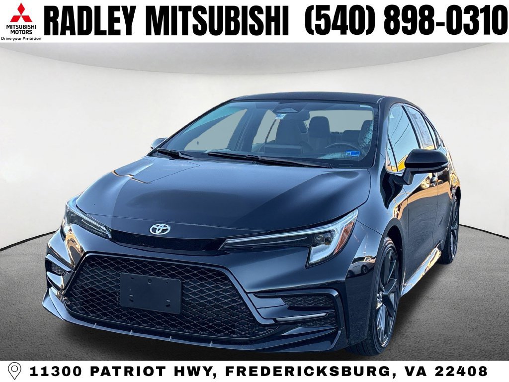 Used 2024 Toyota Corolla SE FWD image 1