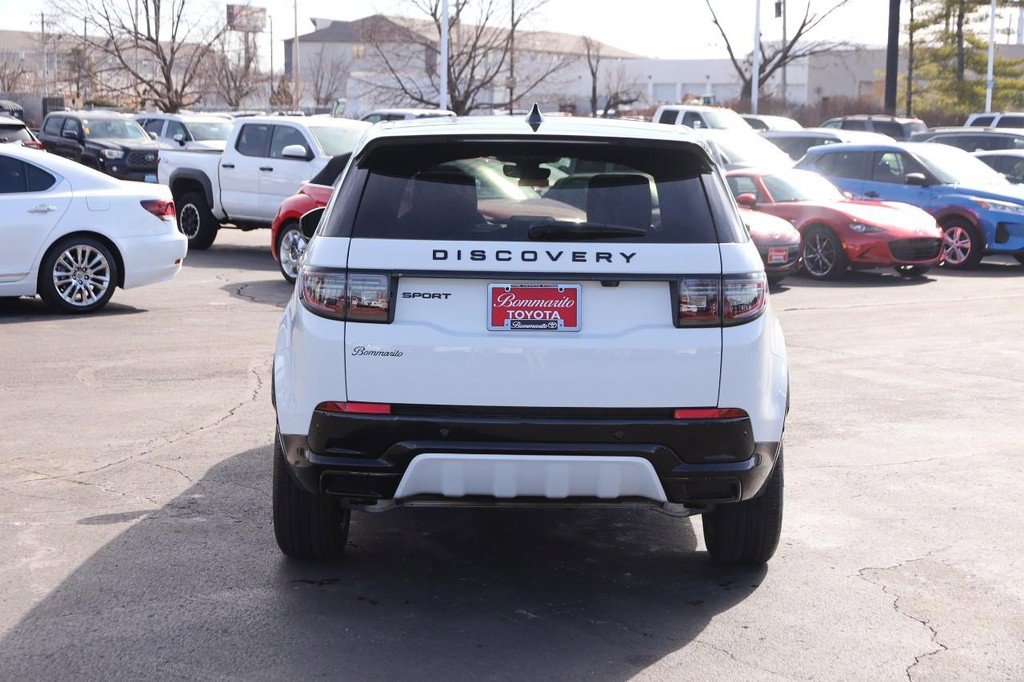 Used 2024 Land Rover Discovery Sport Dynamic SE image 6