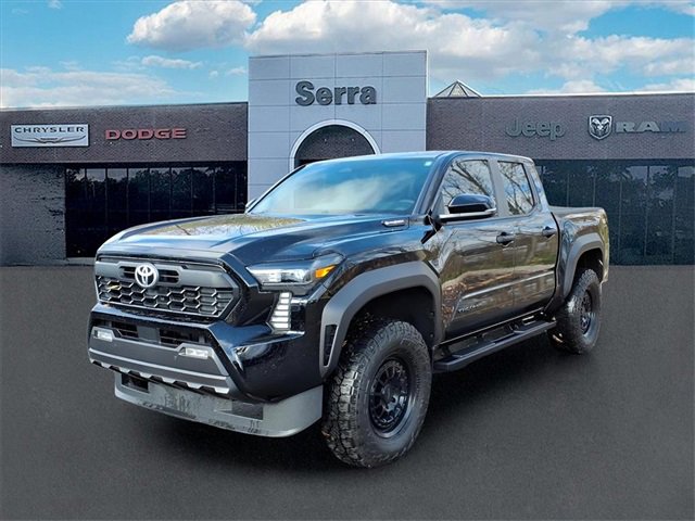 Used 2024 Toyota Tacoma TRD Off-Road image 3
