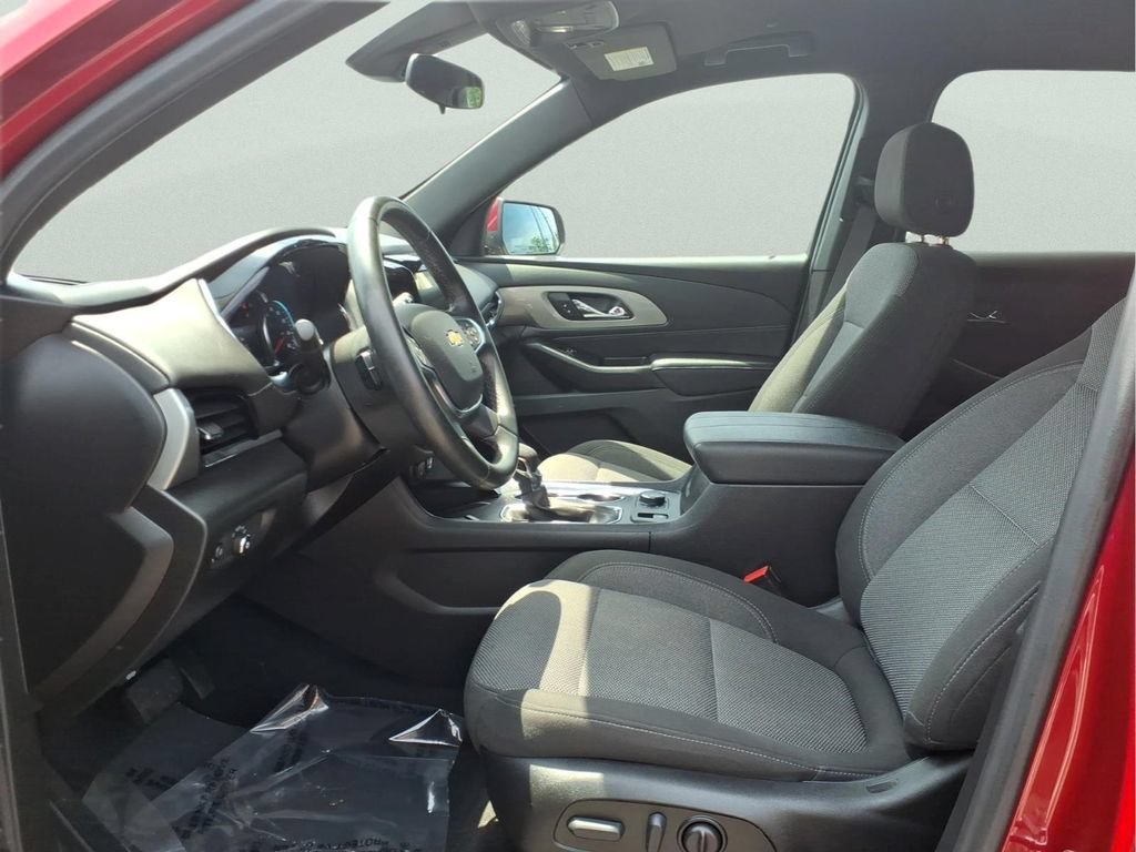 Used 2023 Chevrolet Traverse LT w/ LPO, Floor Liner Package AWD/4WD image 11
