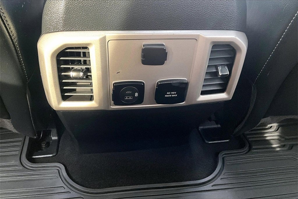 Used 2020 Ford F250 Lariat image 12