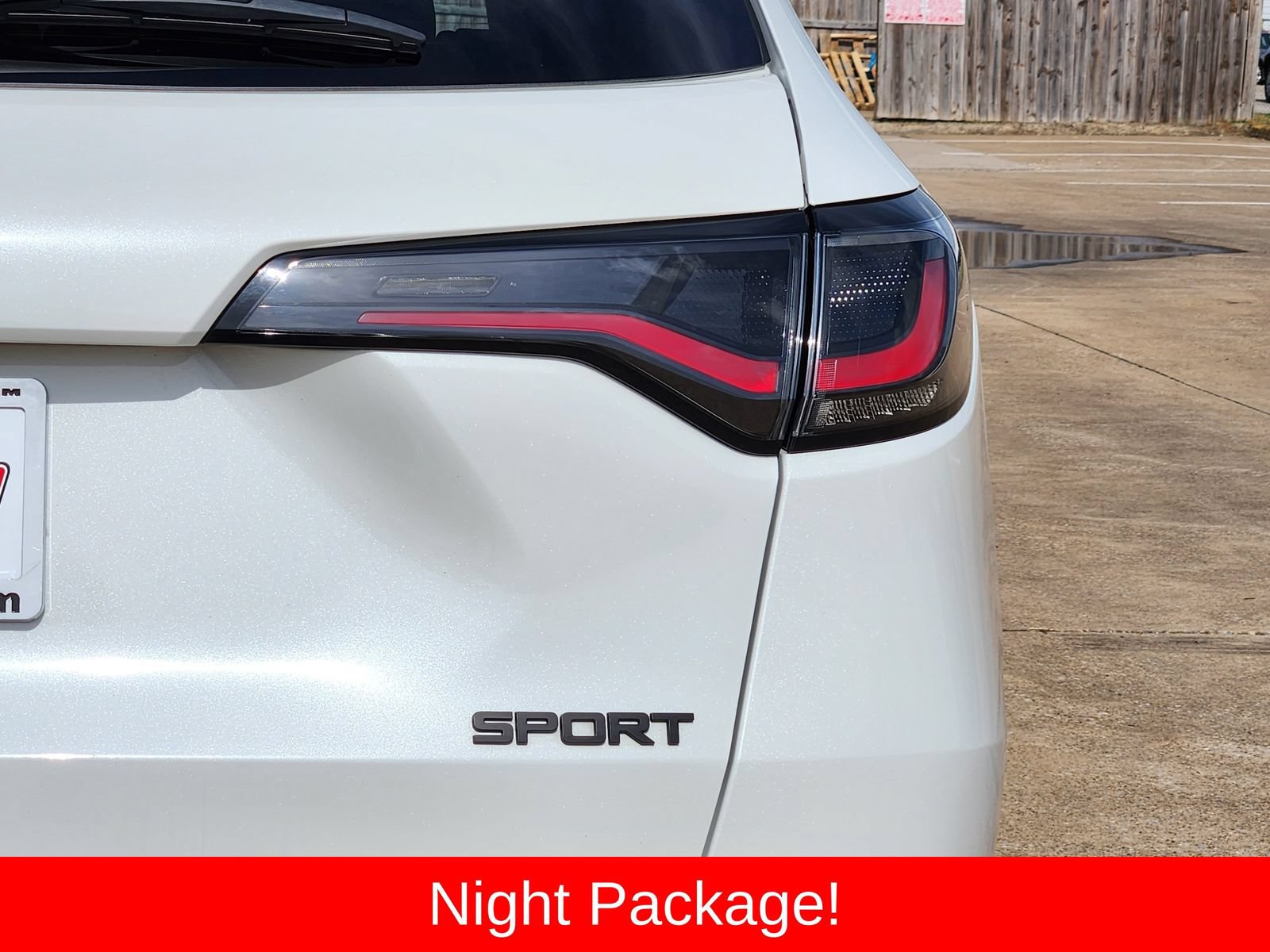 Used 2024 Honda HR-V Sport image 16