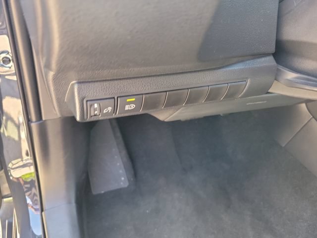 Used 2026 Toyota Corolla LE FWD image 19