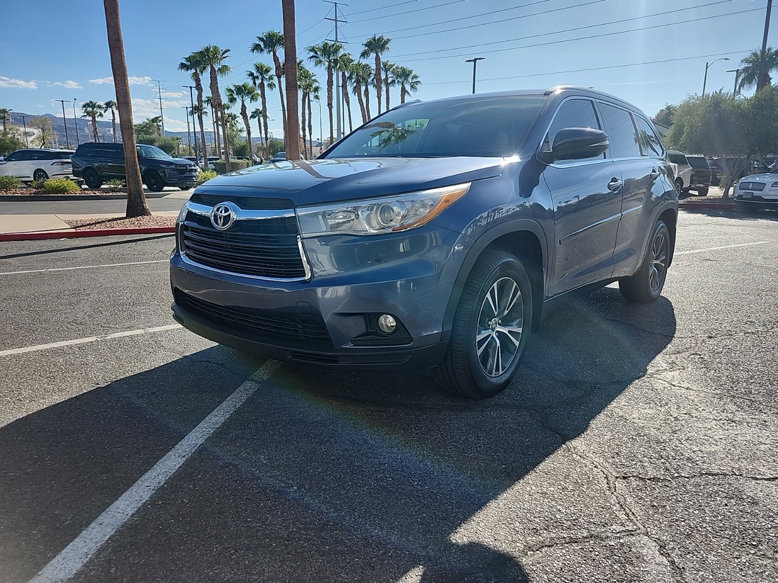 Used 2016 Toyota Highlander XLE w/ Protection Package #3