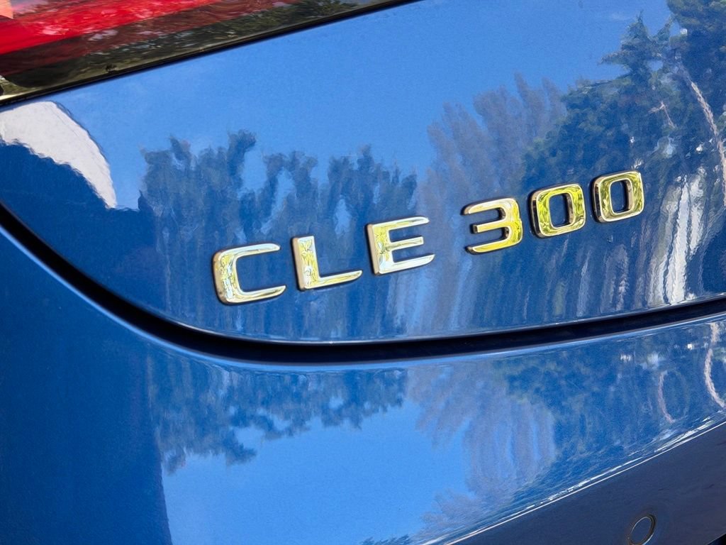 Used 2025 Mercedes-Benz CLE 300 4MATIC Coupe image 17