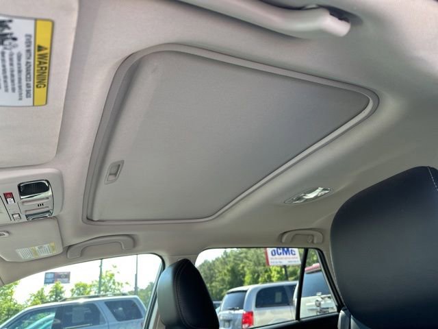 Used 2019 Subaru Outback 2.5i Limited AWD/4WD image 18