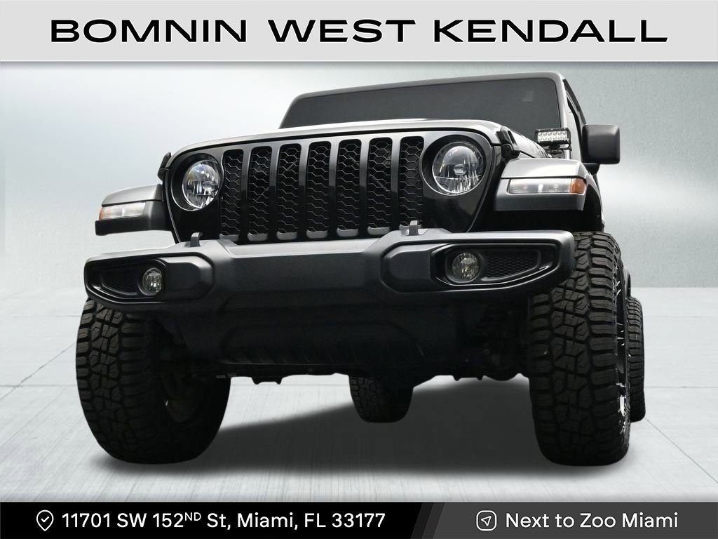 Used 2022 Jeep Gladiator Willys image 28
