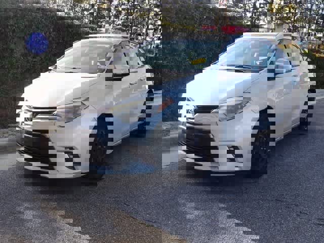 Used 2015 Toyota Corolla LE