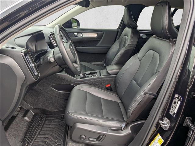 Used 2021 Volvo XC40 T5 Momentum AWD/4WD image 15