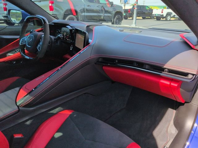 Used 2025 Chevrolet Corvette Z06 w/ Stealth Interior Trim Package RWD image 24