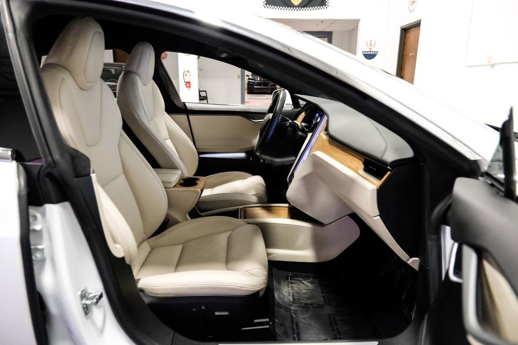 Used 2020 Tesla Model S Long Range image 25