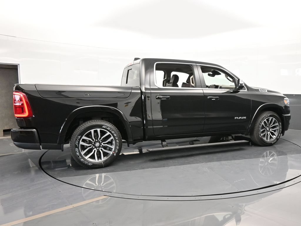 Used 2025 RAM 1500 Limited AWD/4WD image 2