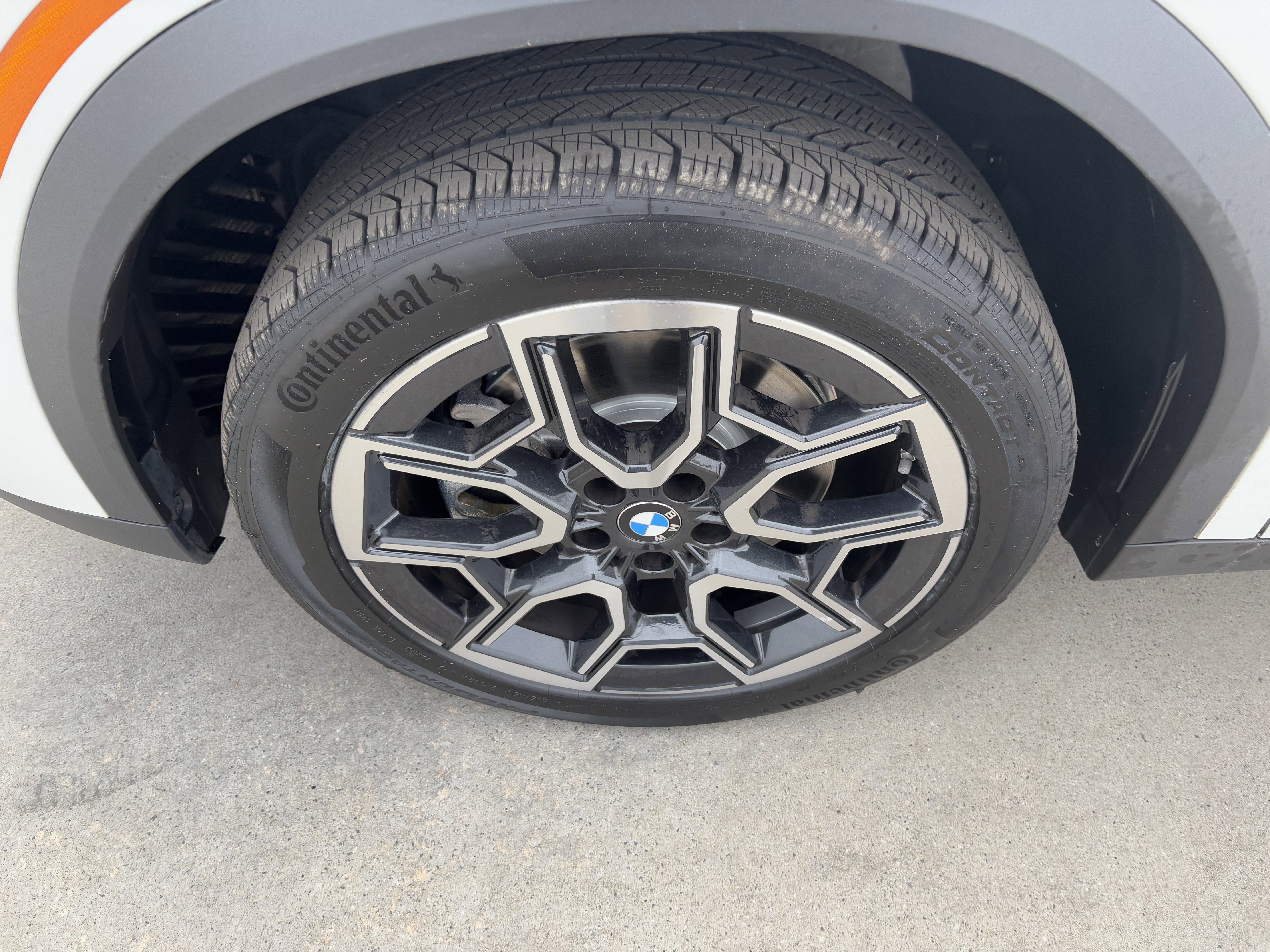 Certified 2025 BMW X2 xDrive28i image 13