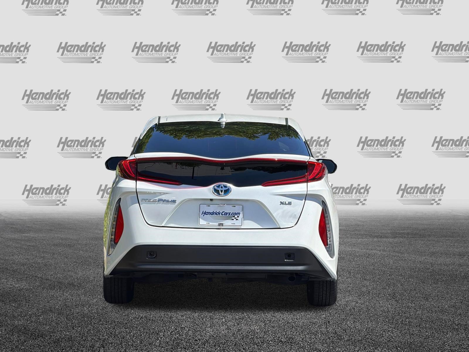 Used 2022 Toyota Prius Prime XLE FWD image 6