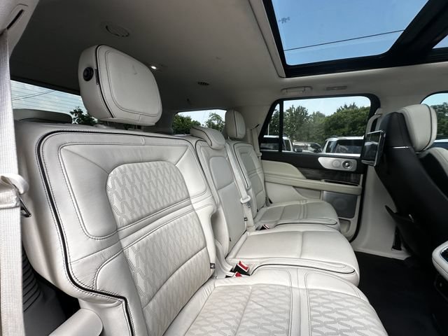 Certified 2020 Lincoln Navigator Black Label AWD/4WD image 38