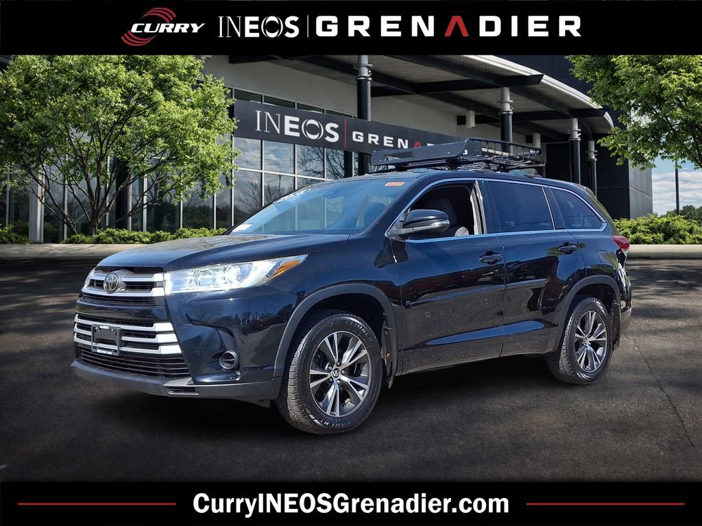 Used 2018 Toyota Highlander LE w/ Protection Package #3 AWD/4WD image 1