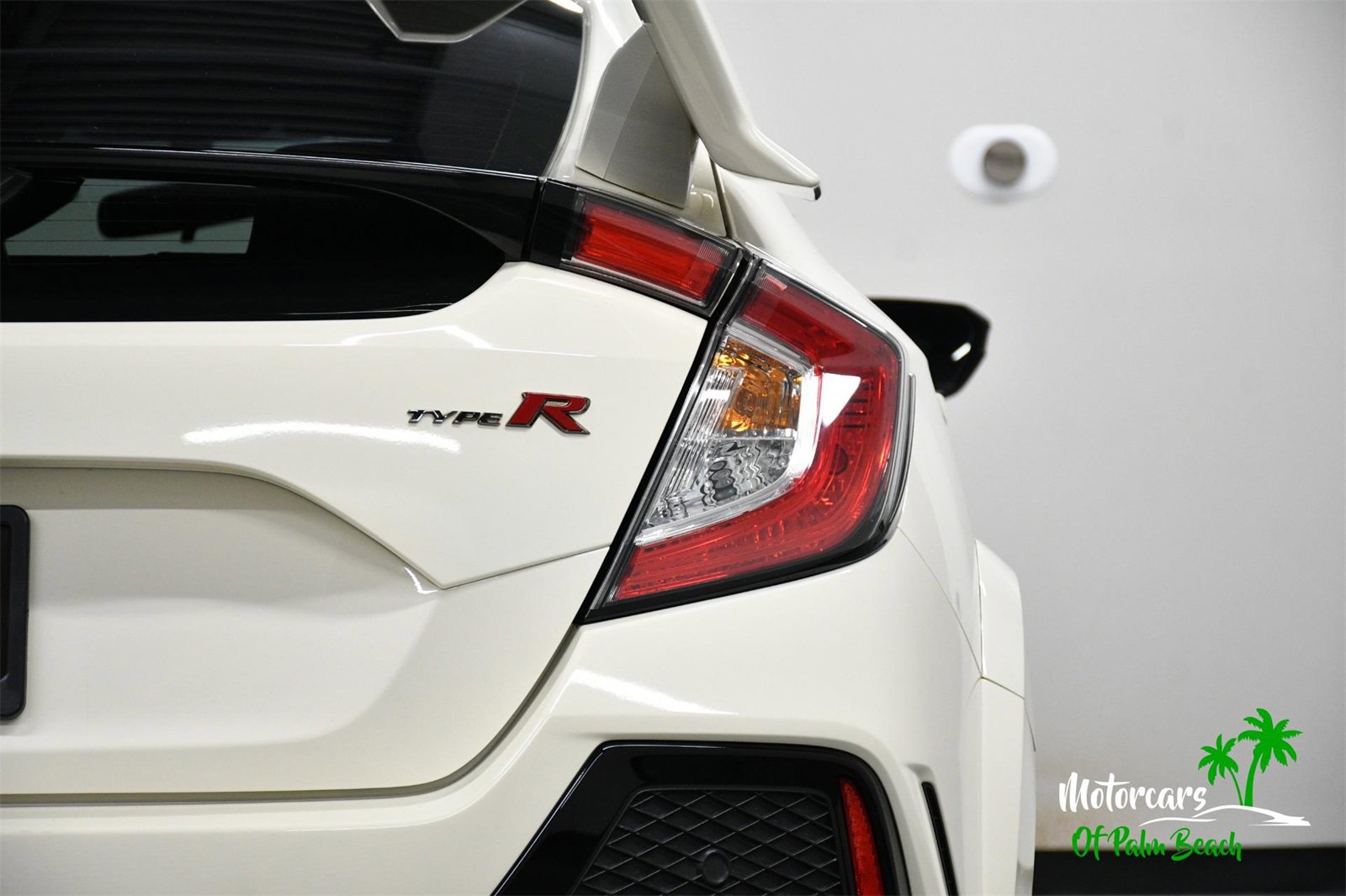 Used 2019 Honda Civic Type R image 8