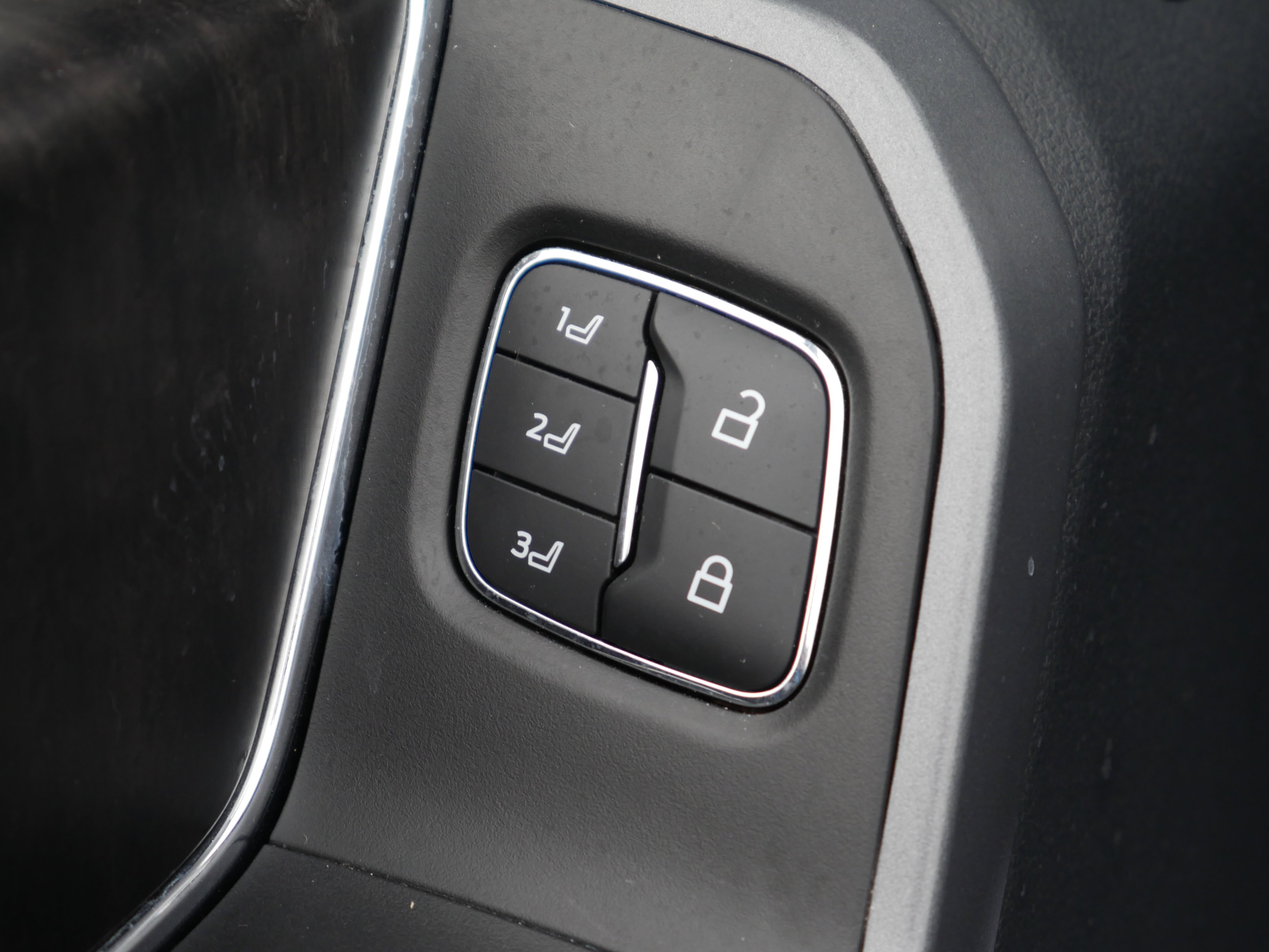 Certified 2023 Ford F250 Lariat image 39