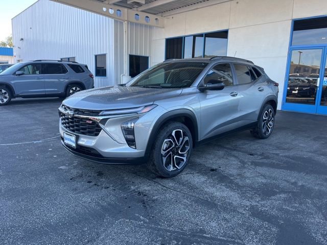 Used 2025 Chevrolet Trax RS w/ Driver Confidence Package