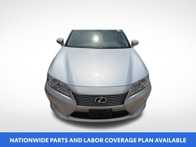 Used 2013 Lexus ES 300h w/ Luxury Pkg FWD image 2