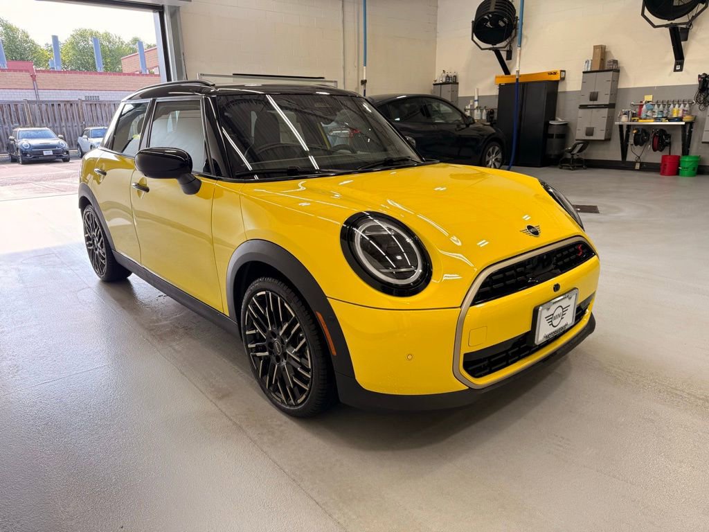 Certified 2025 MINI Cooper S image 7