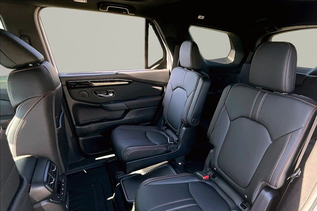 New 2026 Honda Pilot TrailSport image 12