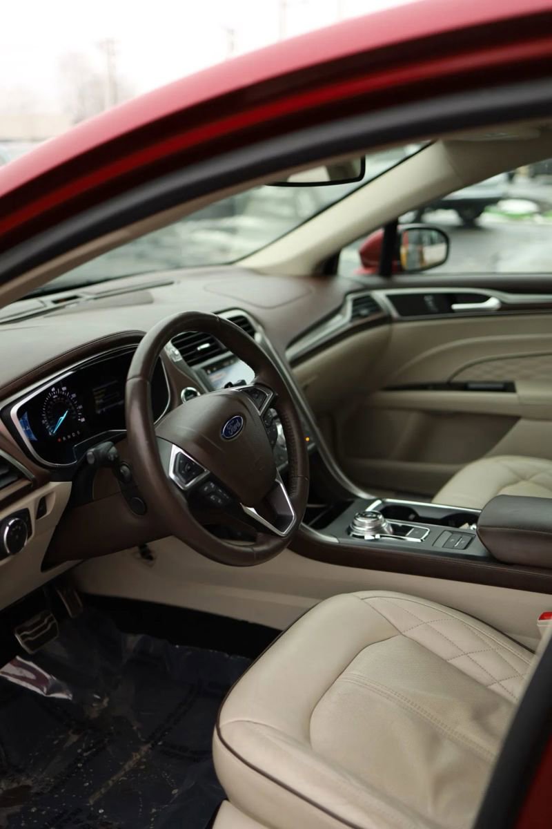 Used 2017 Ford Fusion Platinum image 14