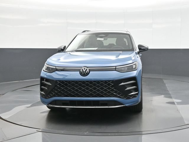 New 2026 Volkswagen Tiguan SE R-Line AWD/4WD image 2