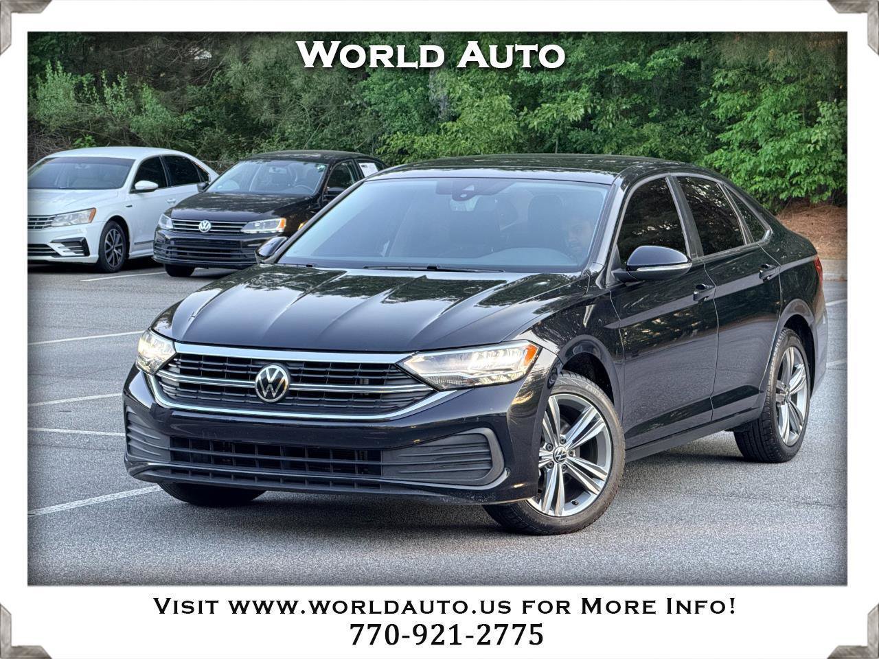 Used 2022 Volkswagen Jetta SE w/ Panoramic Sunroof Package