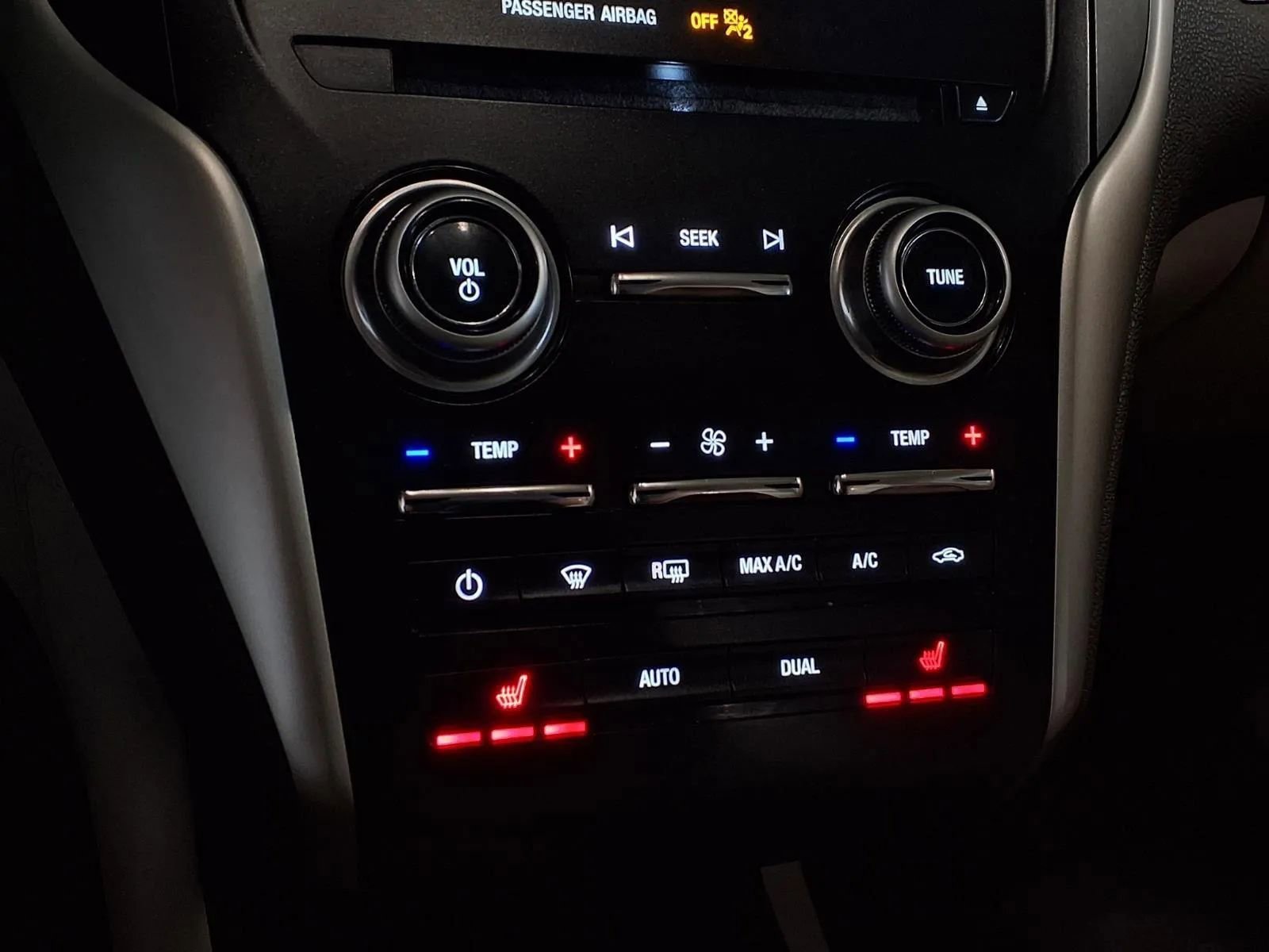 Used 2017 Lincoln MKC Select image 22