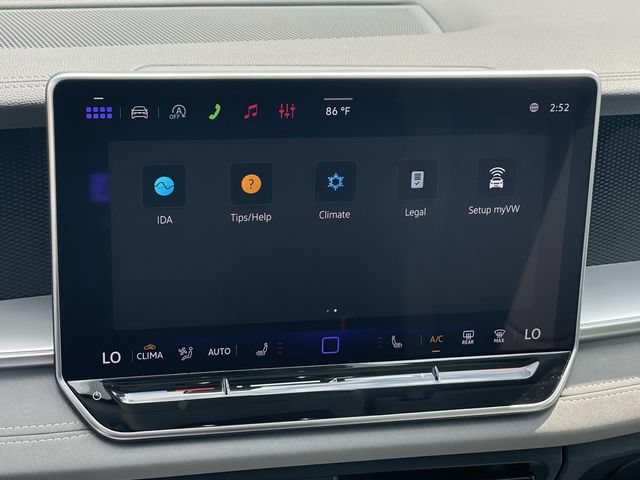 Certified 2026 Volkswagen Tiguan SE w/ Panoramic Sunroof Package FWD image 12