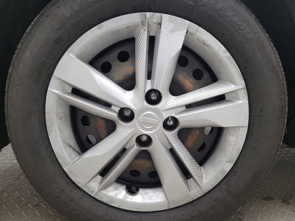 Used 2022 Nissan Kicks S FWD image 31