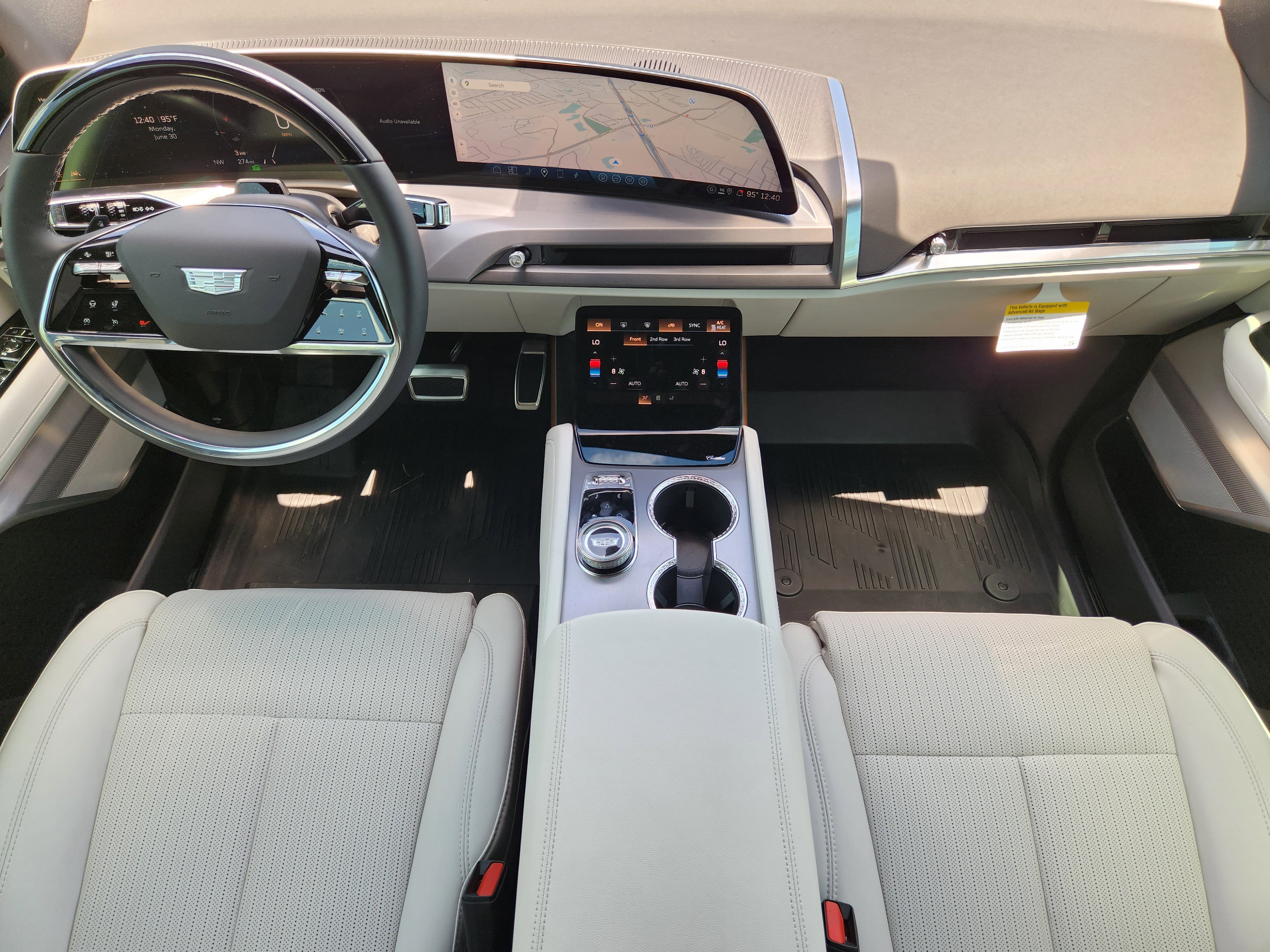 New 2026 Cadillac Vistiq Sport w/ LPO, Floor Liner Package image 20