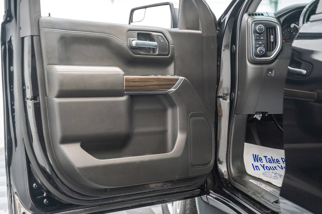 Used 2022 Chevrolet Silverado 1500 LT AWD/4WD image 40