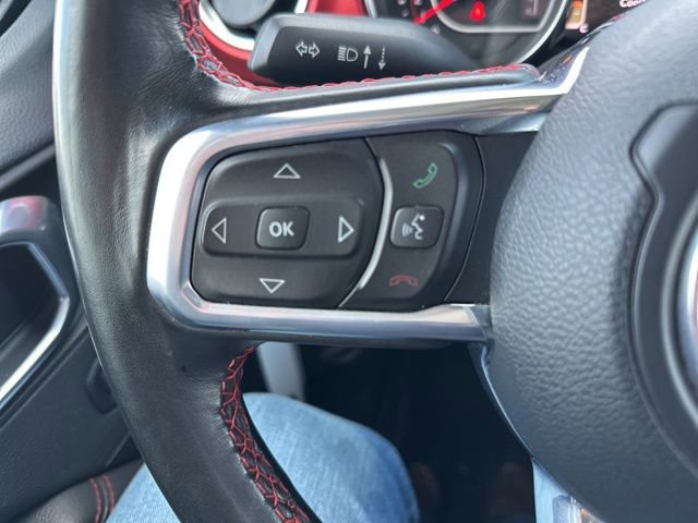 Used 2022 Jeep Wrangler Unlimited Rubicon w/ Cold Weather Group image 17