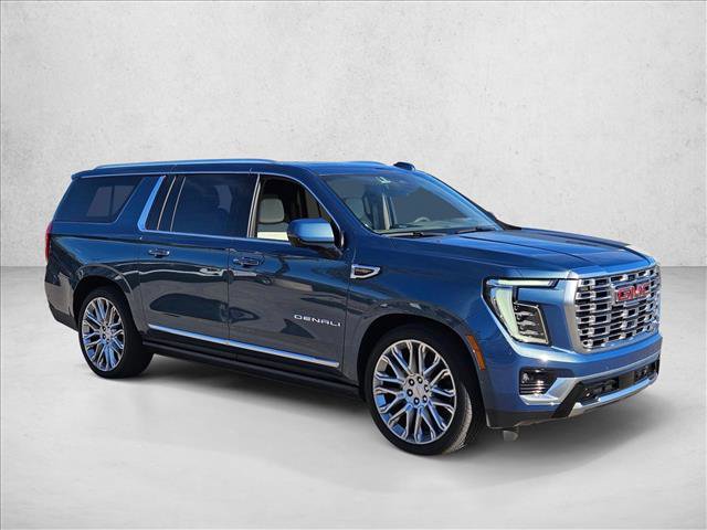 New 2025 GMC Yukon XL Denali w/ Denali Reserve Package image 7