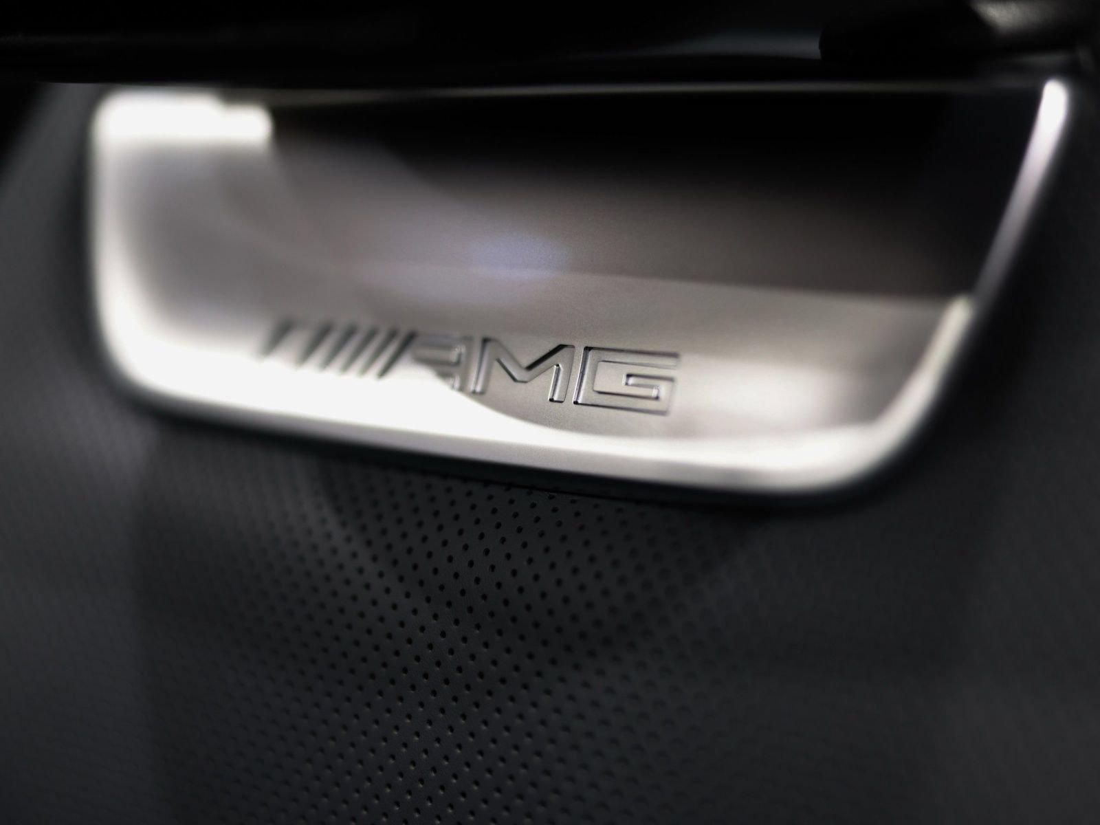 Used 2023 Mercedes-Benz SL 63 AMG 4MATIC image 44