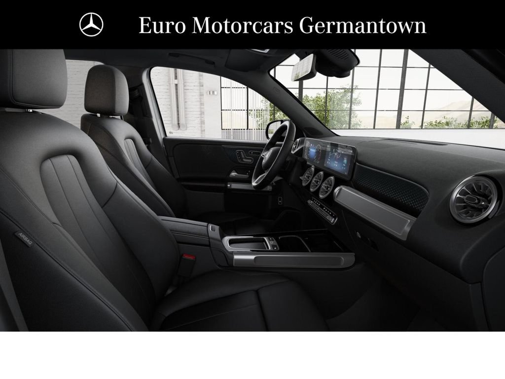 New 2026 Mercedes-Benz GLB 250 4MATIC image 4
