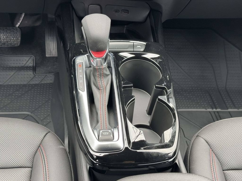 New 2026 Chevrolet Trax RS w/ Sunroof Package FWD image 7