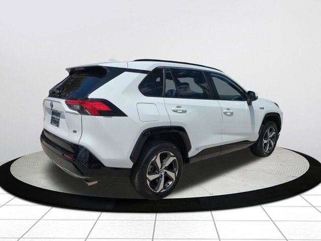 Used 2023 Toyota RAV4 SE w/ Weather & Moonroof Package image 3