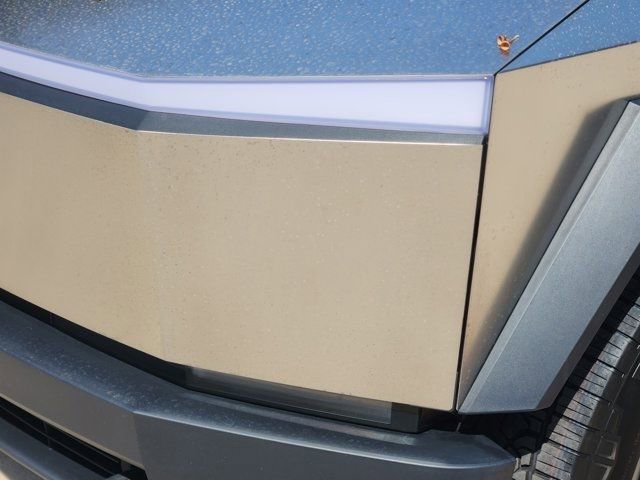 Used 2024 Tesla Cybertruck AWD Crew Cab image 14